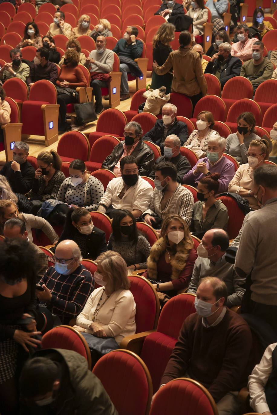 El concierto del Pele en el Gran Teatro de Córdoba, en imágenes