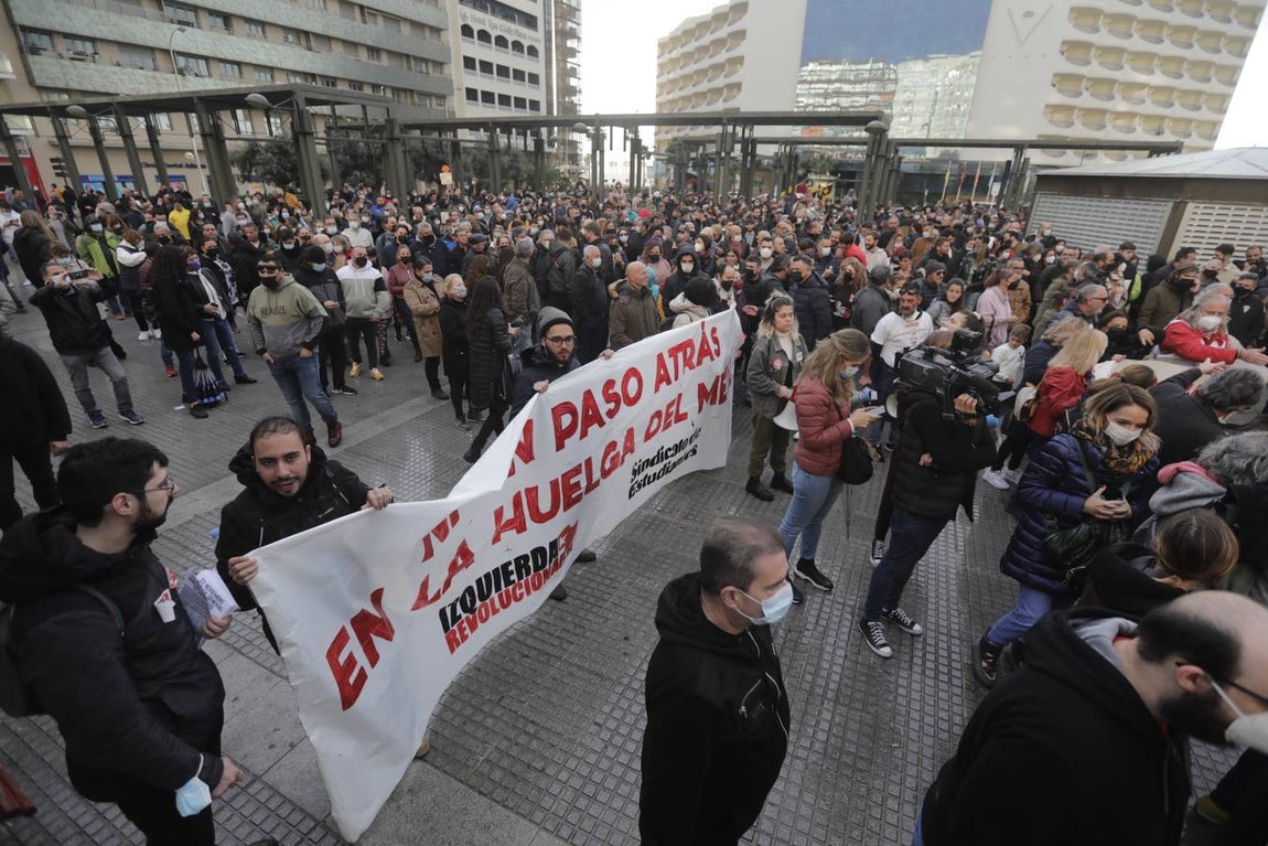 Fotos: Manifestación en apoyo a los trabajadores del Metal