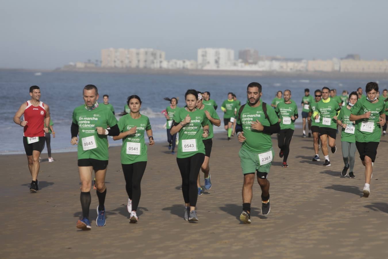 Fotos: VII Carrera Contra el Cáncer en Cádiz