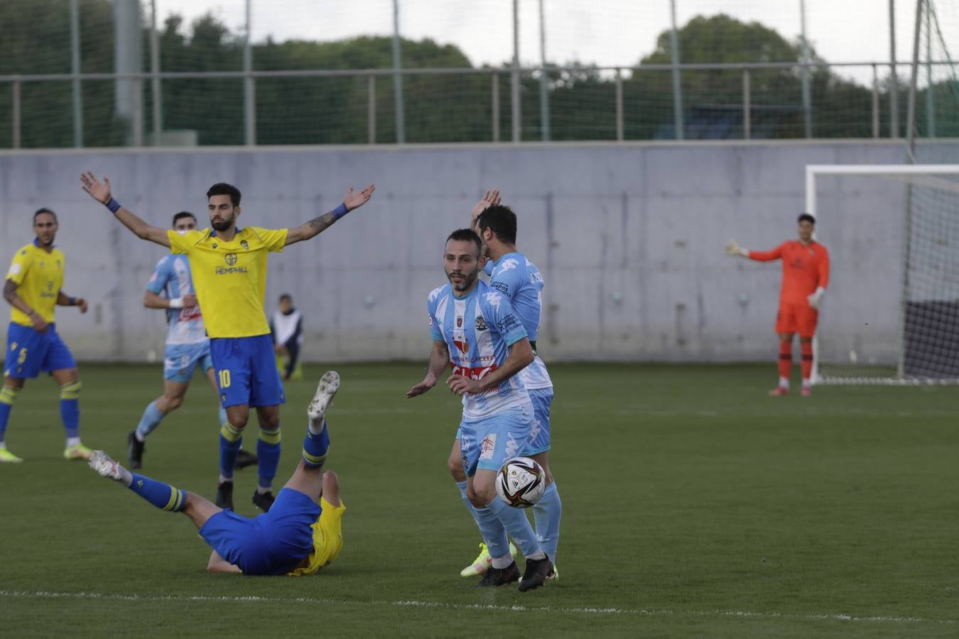 FOTOS: La derrota del Cádiz B ante el Coria, en imágenes