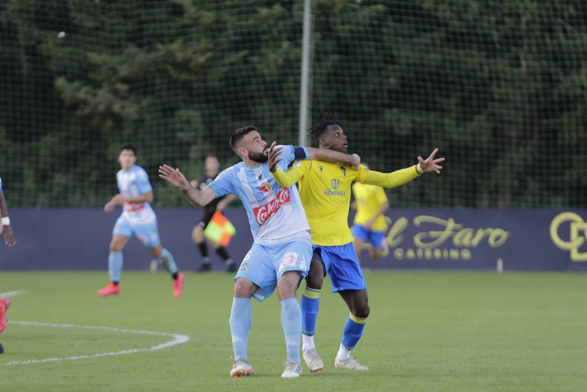 FOTOS: La derrota del Cádiz B ante el Coria, en imágenes