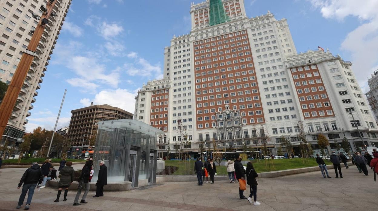 Así es la plaza de España del siglo XXI, en imágenes