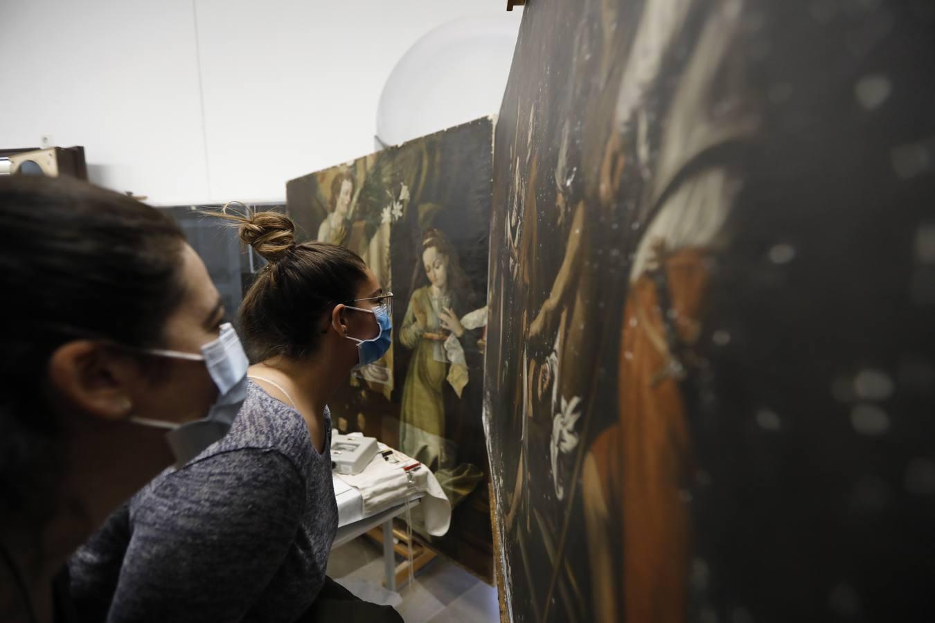 Así trabajan los restauradores del Museo de Bellas Artes de Córdoba, en imágenes