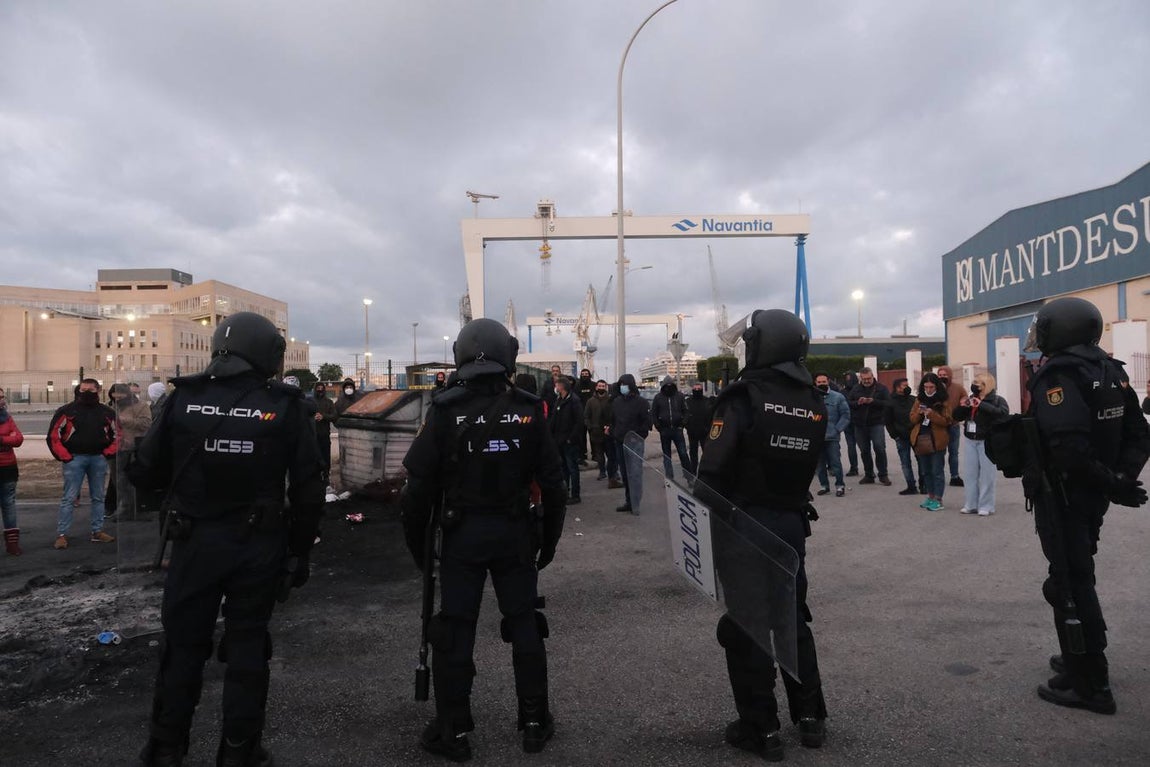 FOTOS: Huelga del Metal el 23-N, un día muy triste para Cádiz y su Bahía