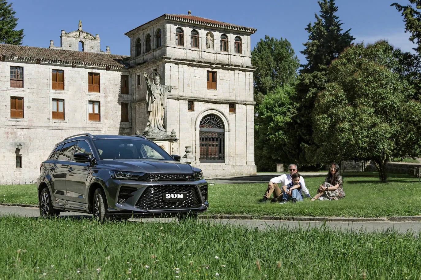 SWM llega a España con su oferta de SUV diseñados en Italia, desde 19.995 euros