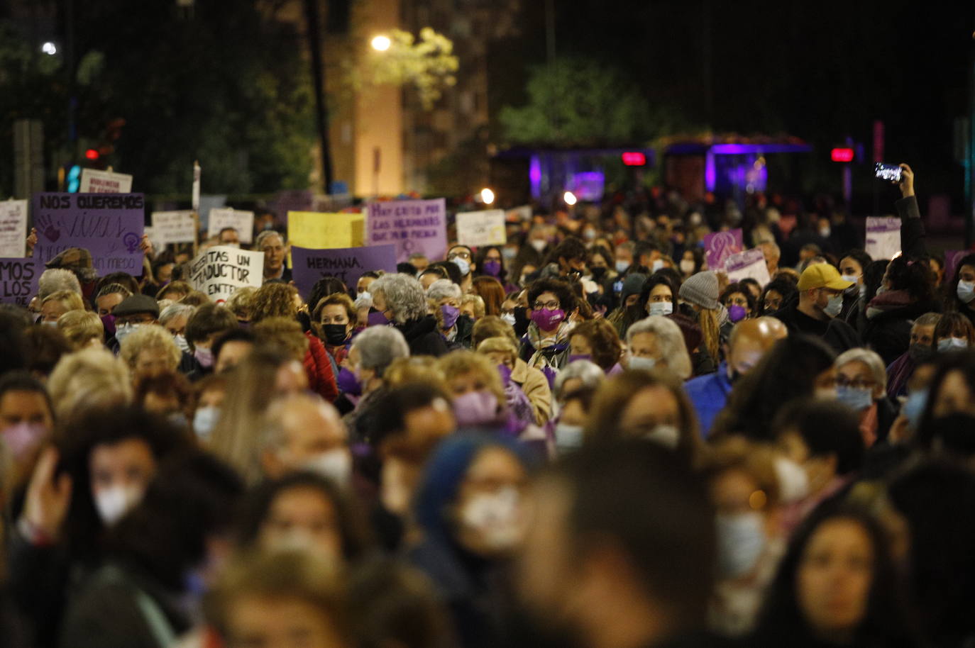 La manifestación contra la violencia machista en Córdoba, en imágenes