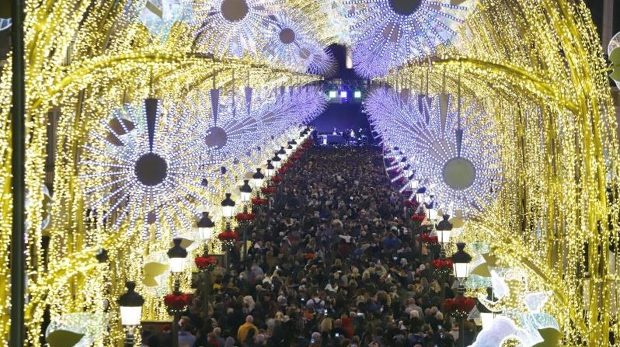 La Navidad ilumina ya las calles de las principales ciudades españolas