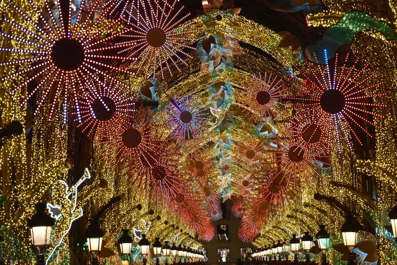 El encendido de las luces de Navidad de Málaga, en imágenes