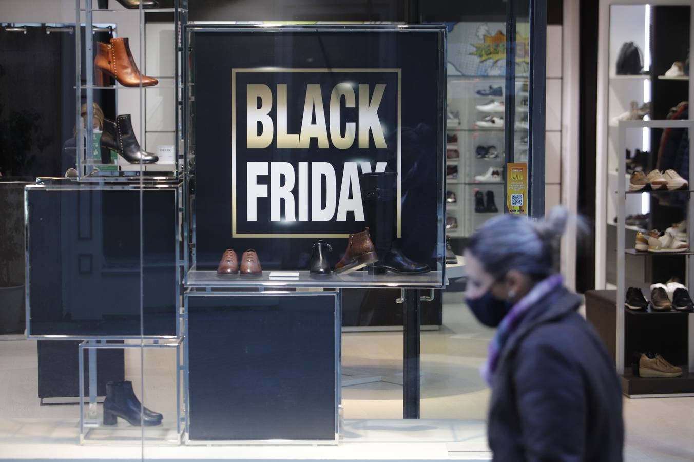 Black Friday 2021 | En imágenes, colas y calles llenas en Córdoba por los descuentos