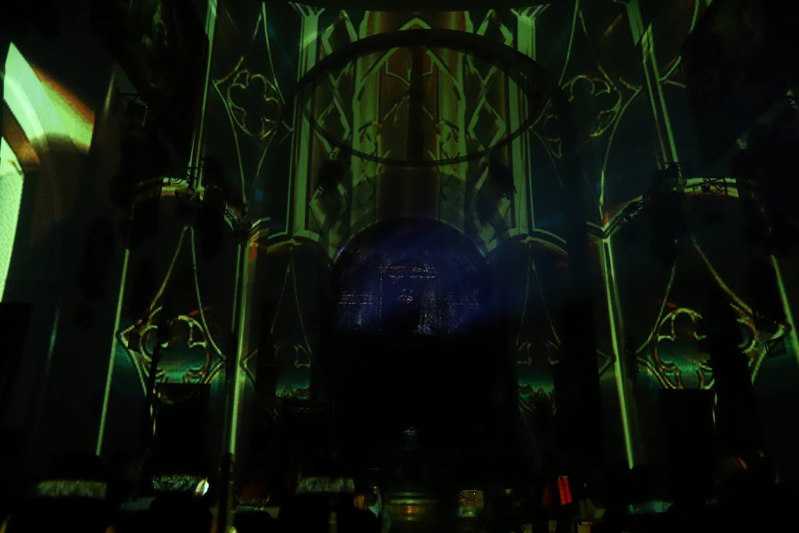 El mapping de la hermandad de la Paz de Córdoba, en imágenes