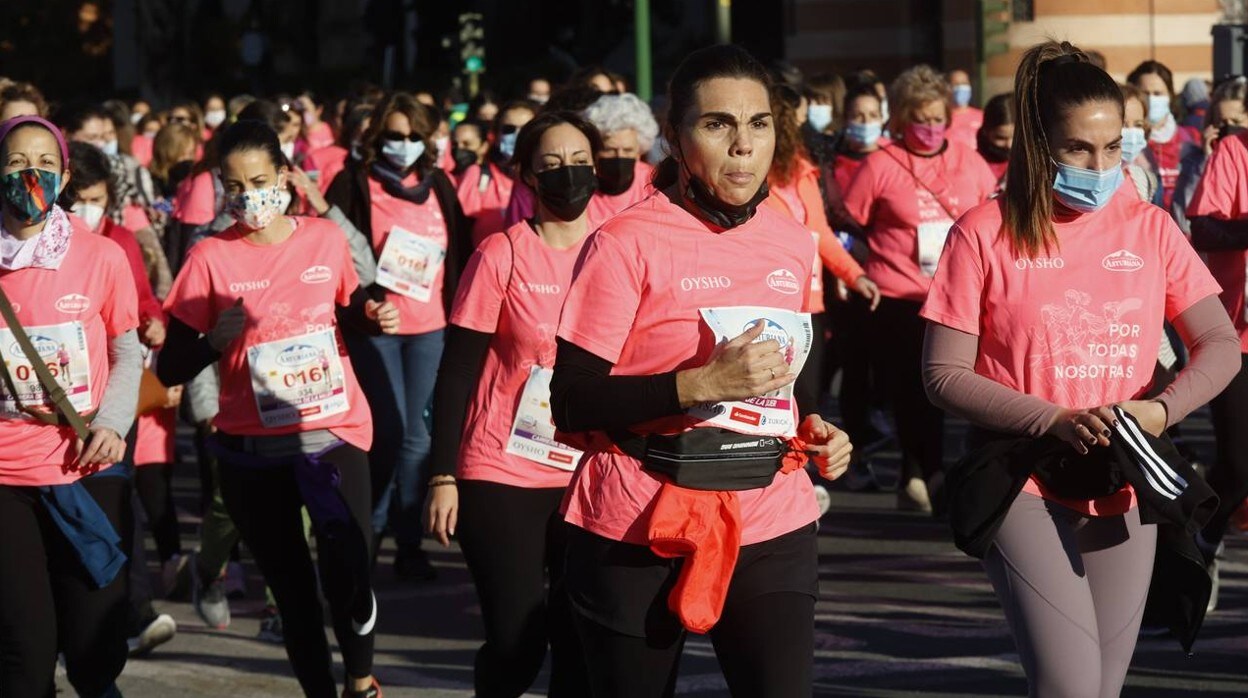 ¿Has corrido la Carrera de la Mujer de Sevilla 2021? Búscate aquí (IX)