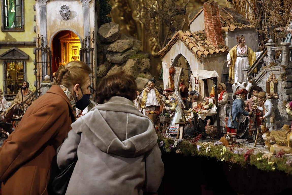 El belén napolitano de la ermita de la Alegría de Córdoba, en imágenes