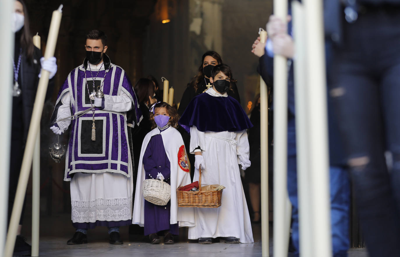 La procesión de acción de gracias de la Virgen de la Salud en Córdoba, en imágenes