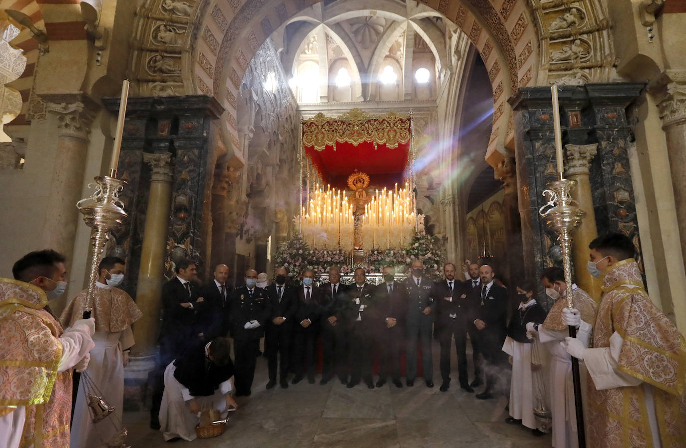 La procesión de acción de gracias de la Virgen de la Salud en Córdoba, en imágenes