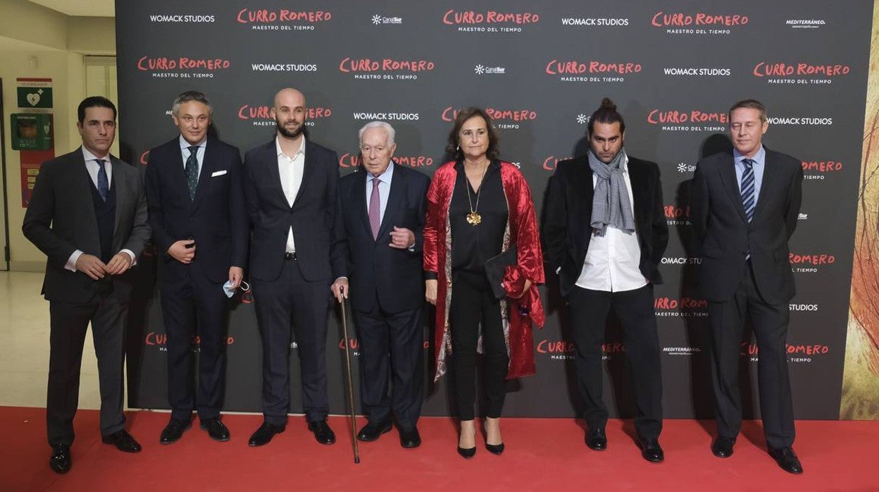 En imágenes, la alfombra roja del estreno de la película &#039;Curro Romero. El maestro del tiempo&#039;