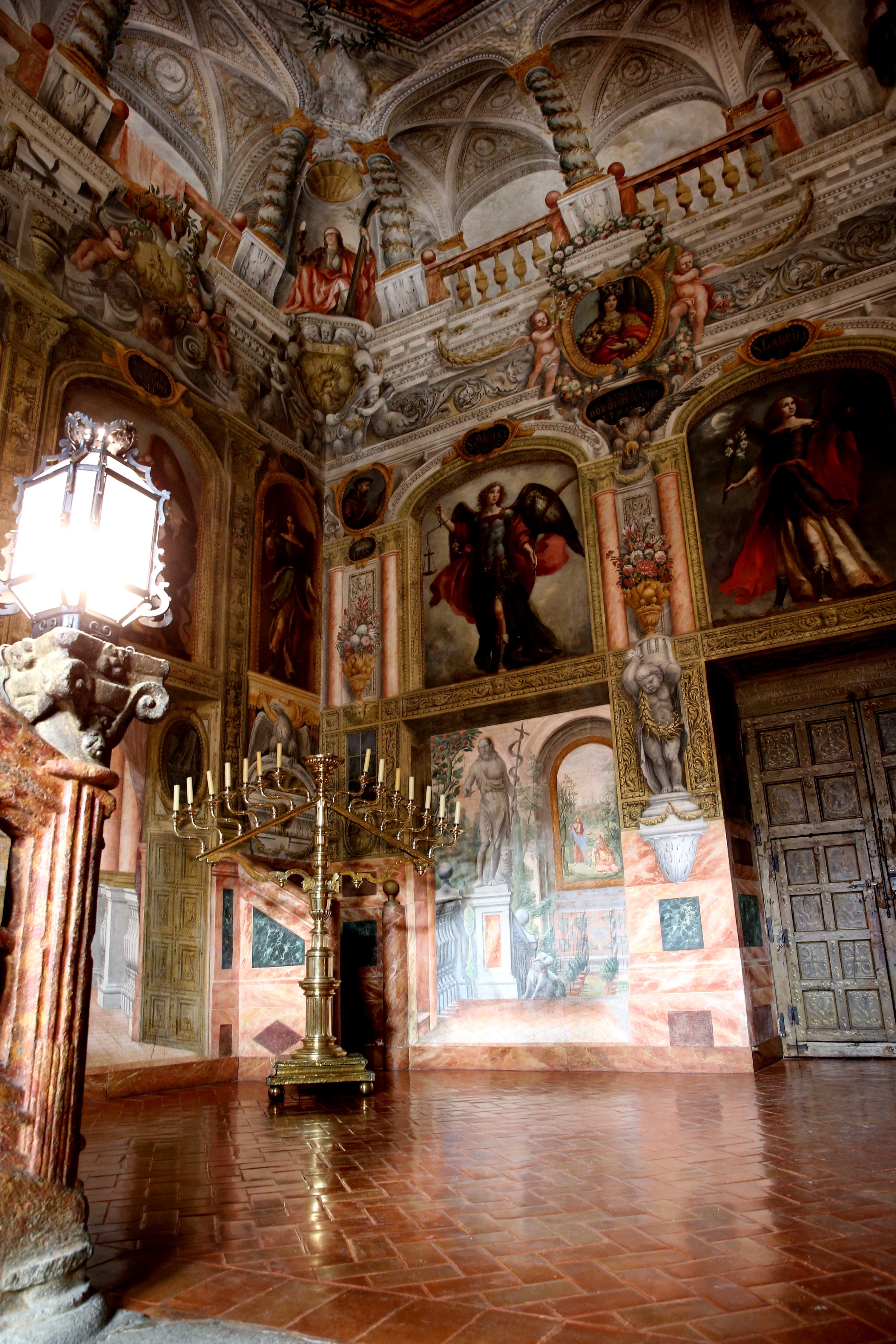 La Reina visita el Monasterio de las Descalzas Reales en su reapertura