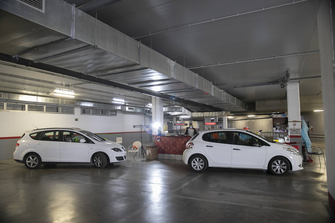 El autocovid del Castilla del Pino en Córdoba multiplica su actividad, en imágenes