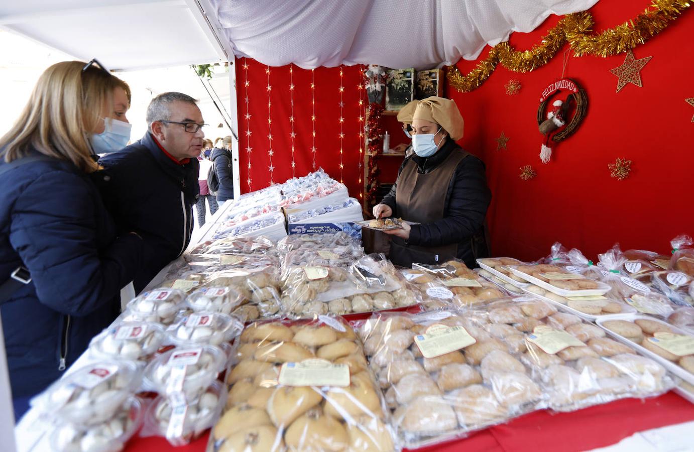 El Mercadillo de Navidad de la plaza de La Corredera, en imágenes