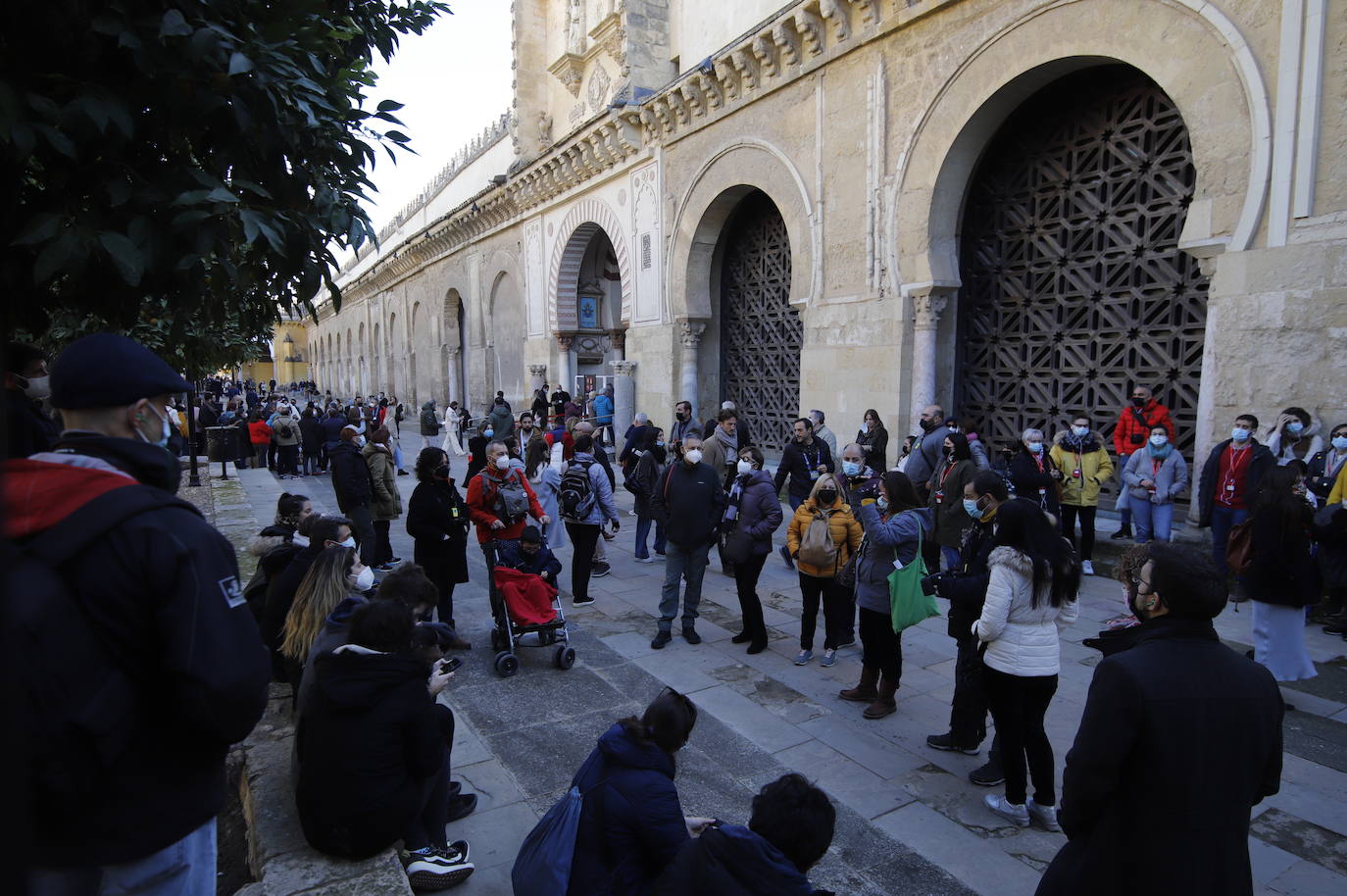 Los turistas durante el puente de la Inmaculada en Córdoba, en imágenes