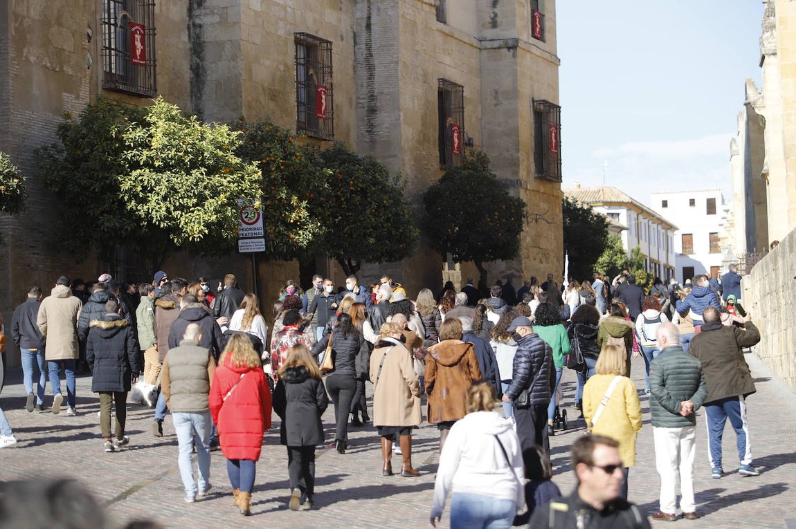 Los turistas durante el puente de la Inmaculada en Córdoba, en imágenes
