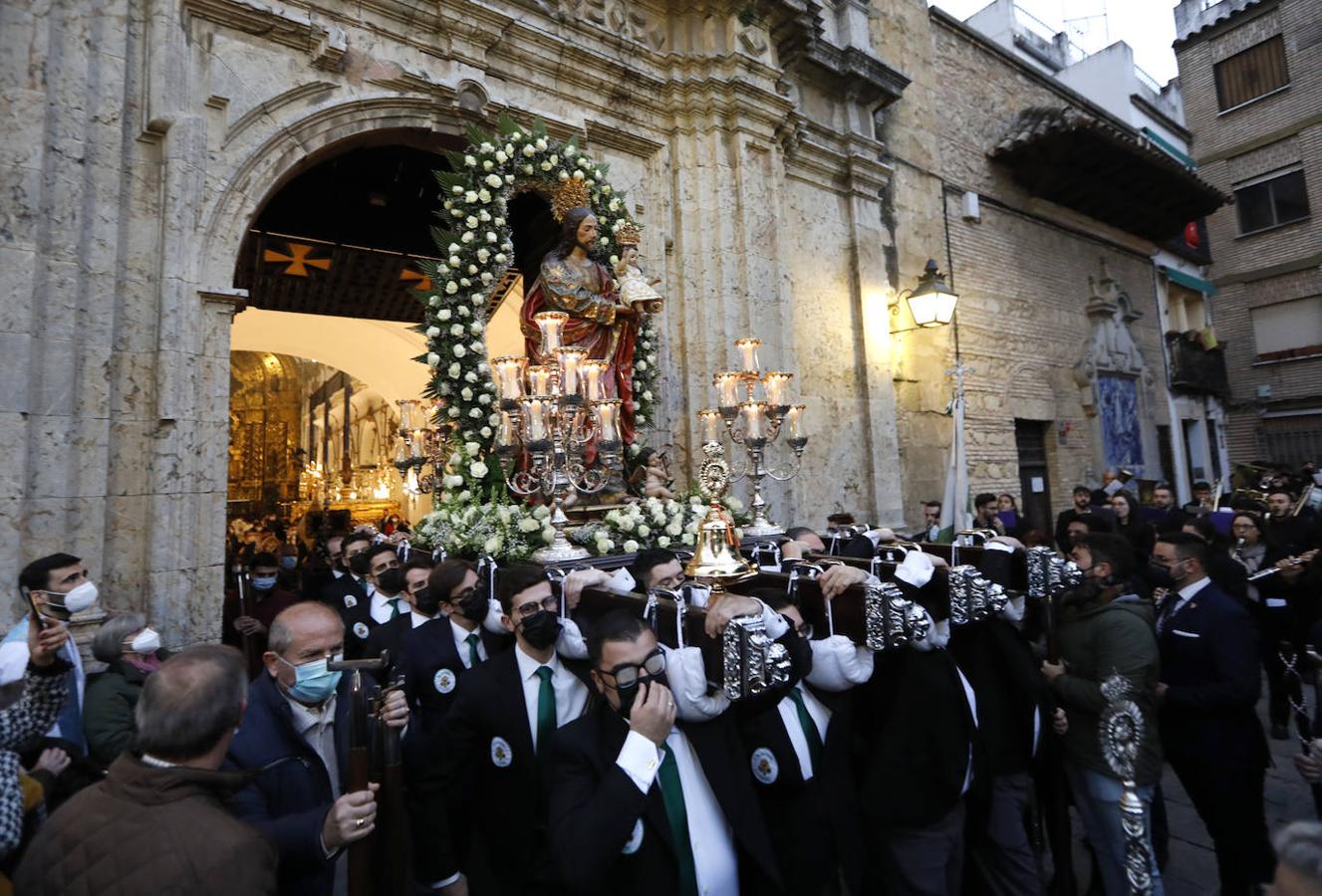 La procesión de la Inmaculada para la Vigilia de los Jóvenes en Córdoba, en imágenes