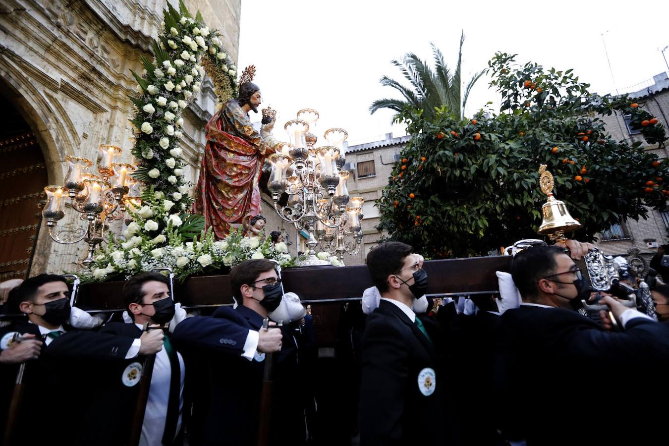 La procesión de la Inmaculada para la Vigilia de los Jóvenes en Córdoba, en imágenes