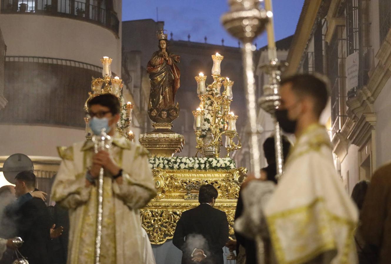 La procesión de la Inmaculada para la Vigilia de los Jóvenes en Córdoba, en imágenes