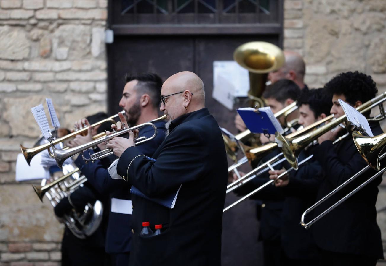 La procesión de la Inmaculada para la Vigilia de los Jóvenes en Córdoba, en imágenes