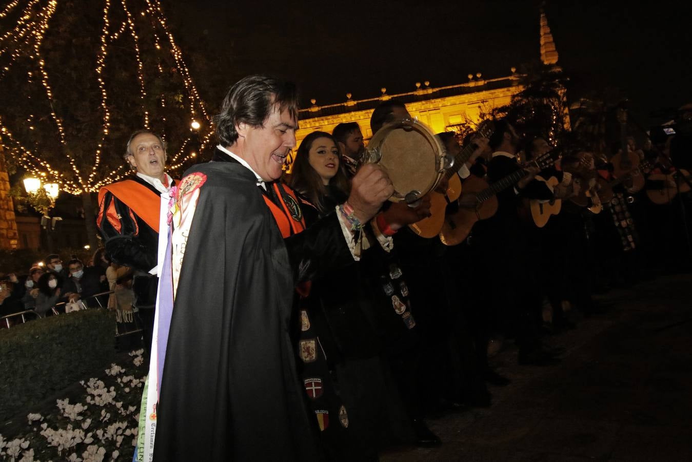 Las tunas le cantan a la Inmaculada