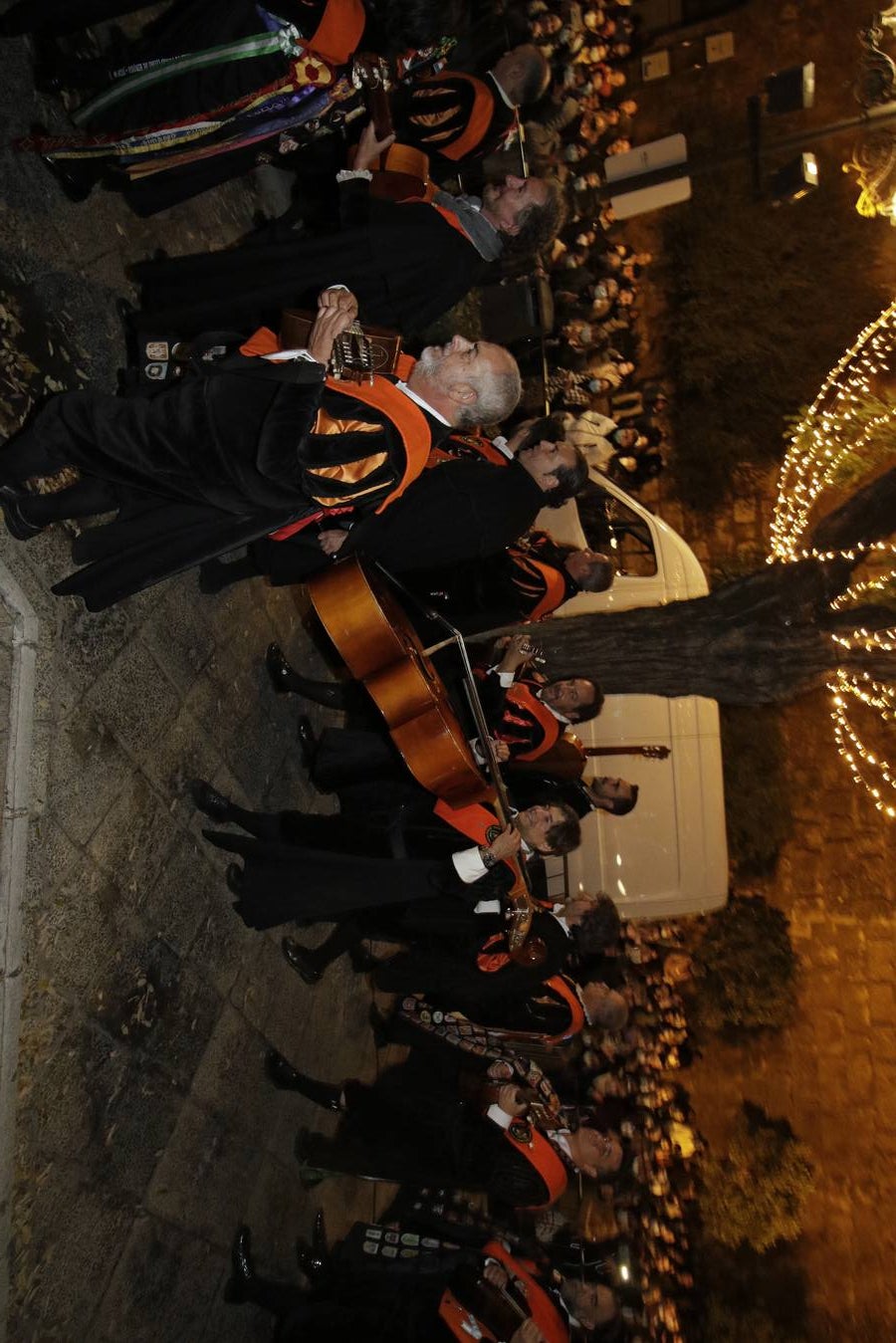 Las tunas le cantan a la Inmaculada