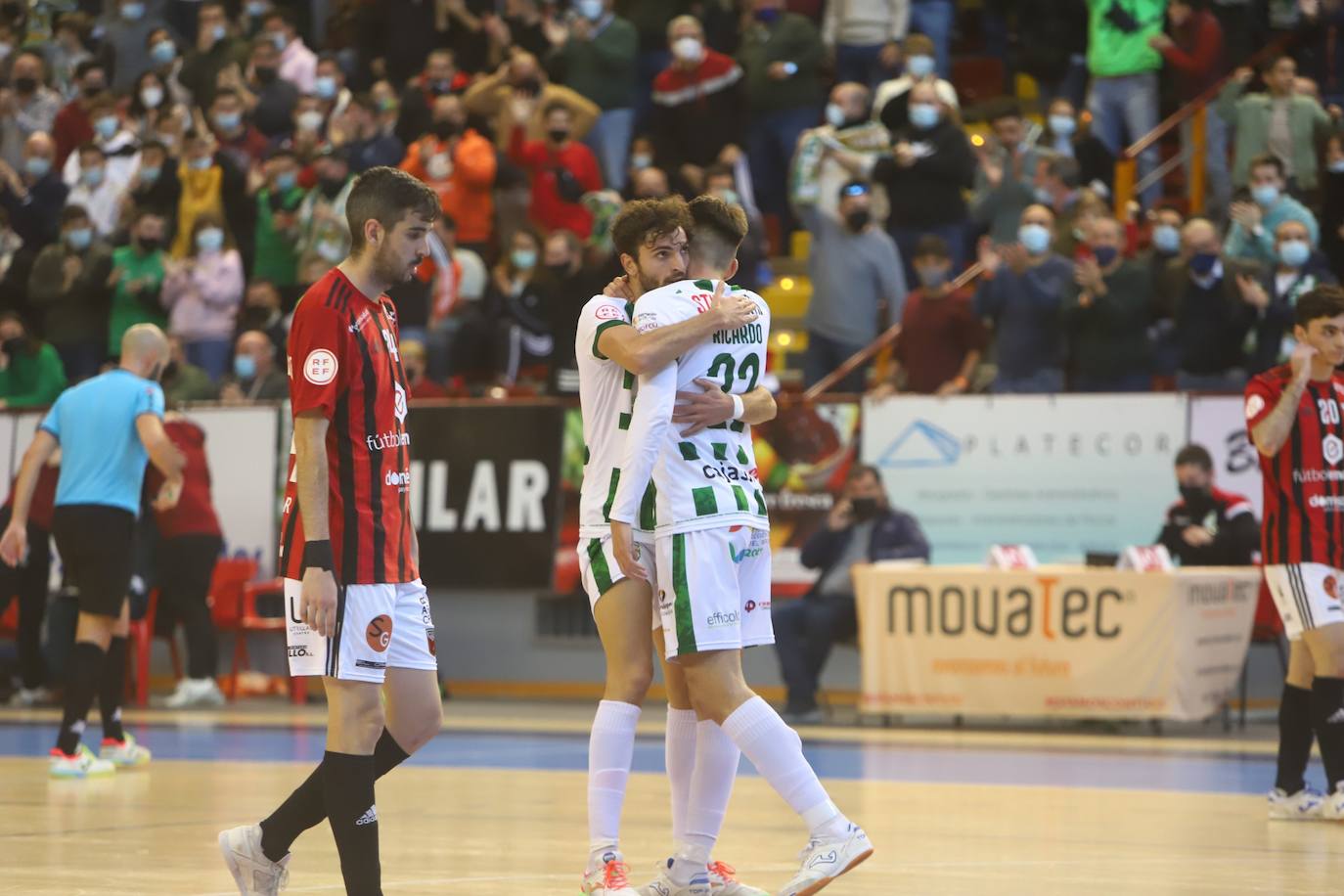 La goleada del Córdoba Patrimonio al Fútbol Emotion Zaragoza, en imágenes