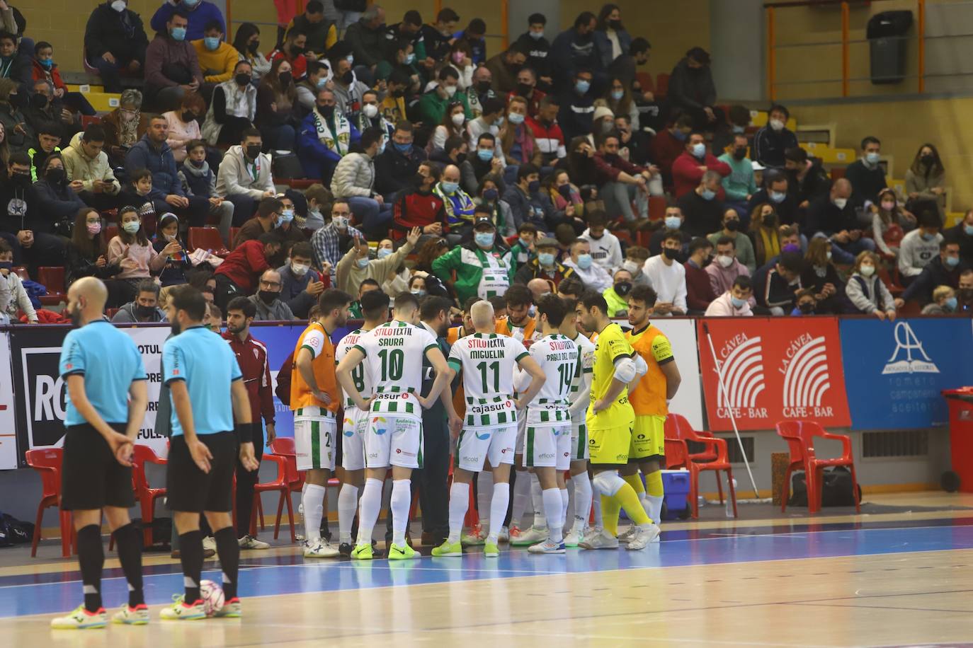 La goleada del Córdoba Patrimonio al Fútbol Emotion Zaragoza, en imágenes