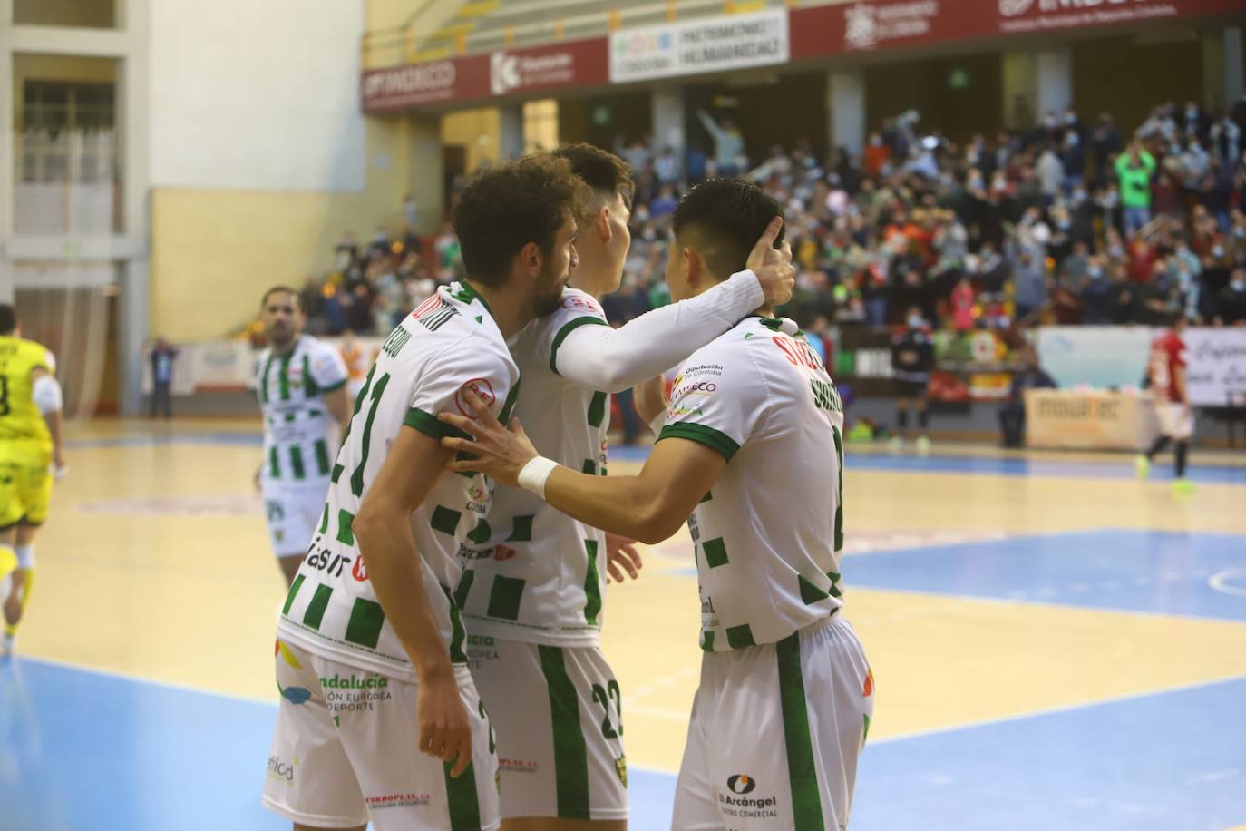 La goleada del Córdoba Patrimonio al Fútbol Emotion Zaragoza, en imágenes