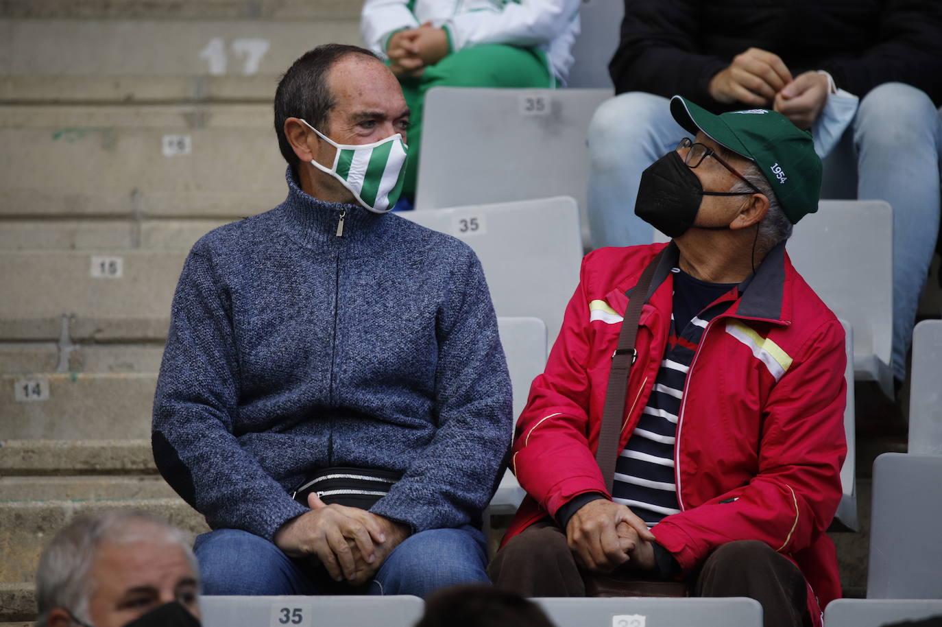 El partido del Córdoba B y el Recreativo de Huelva, en imágenes