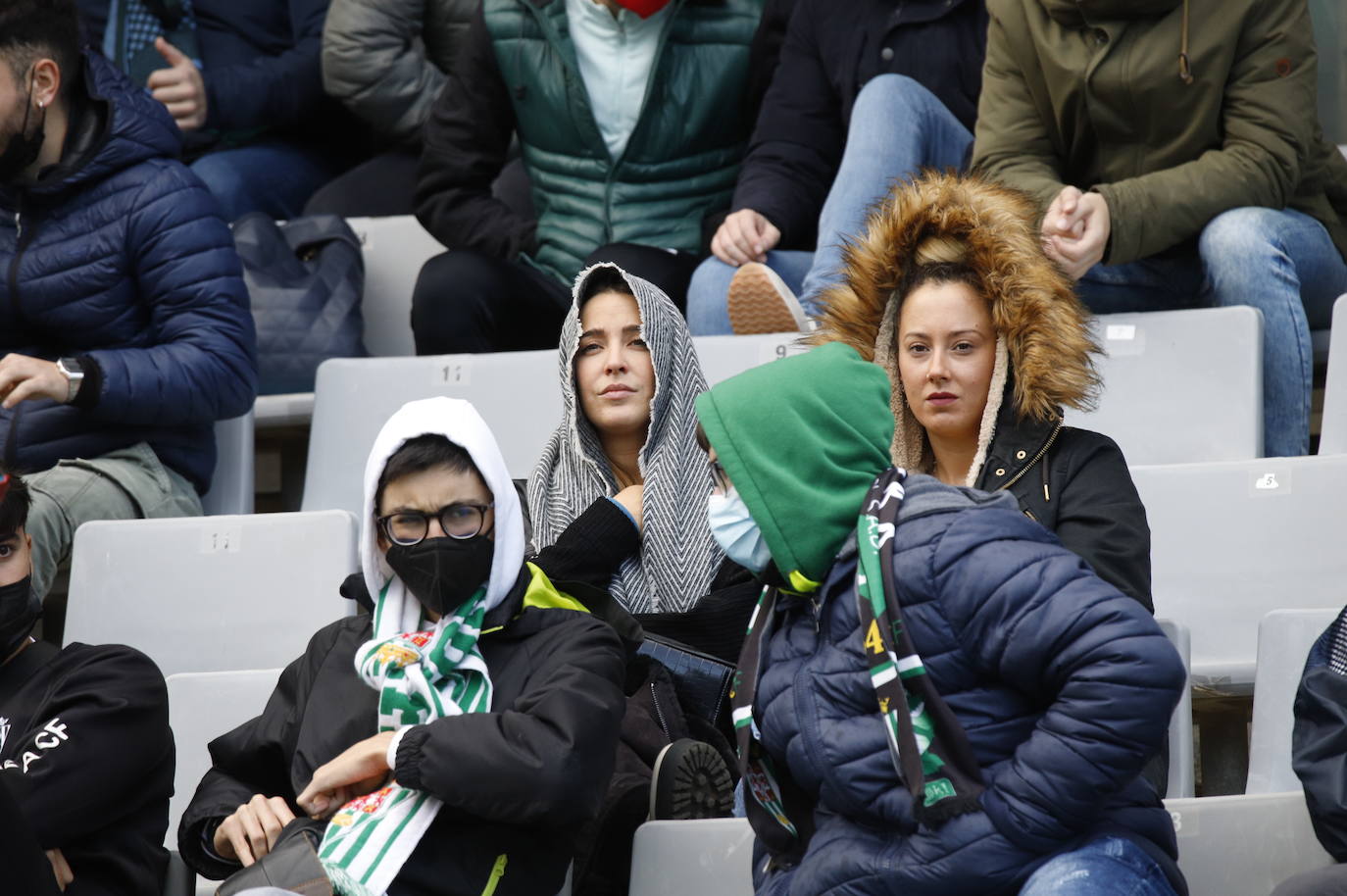 El partido del Córdoba B y el Recreativo de Huelva, en imágenes