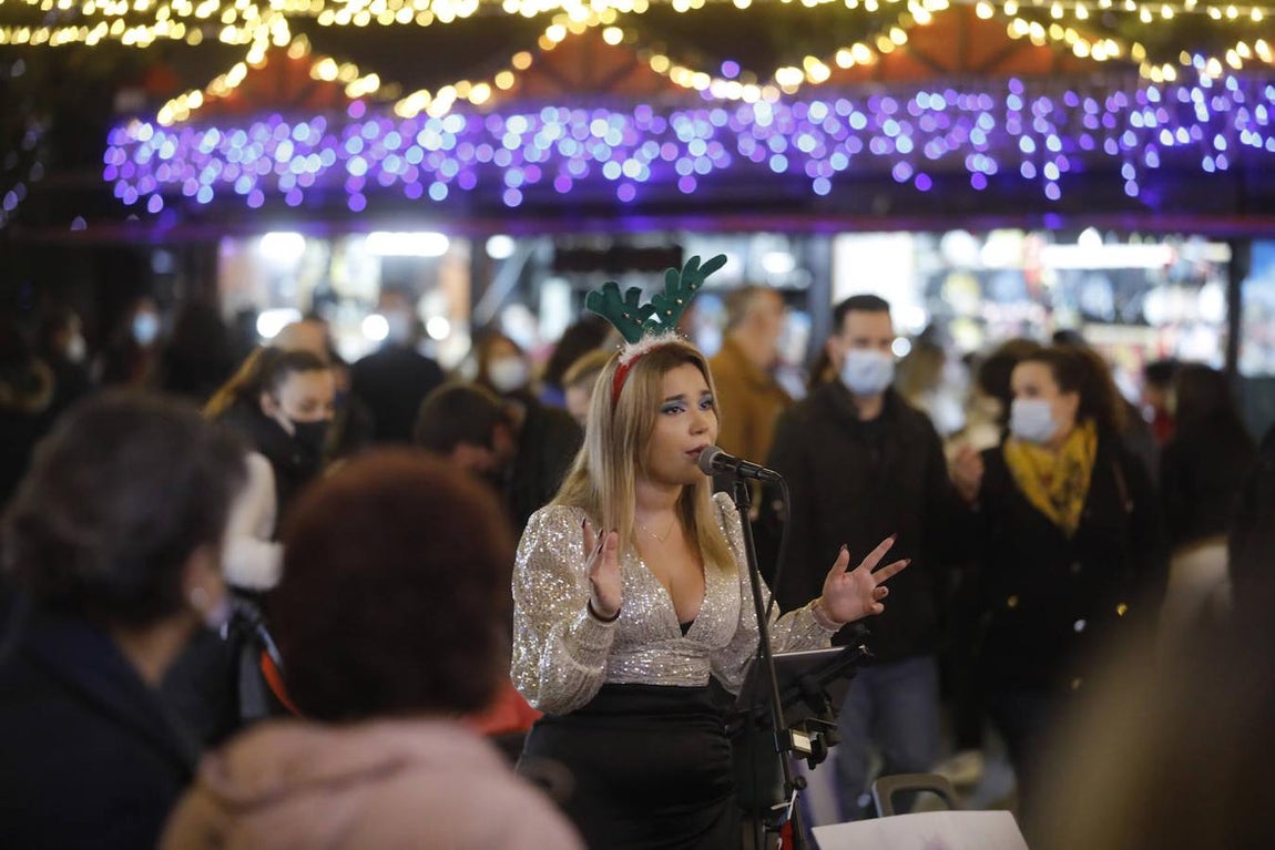 El ambiente prenavideño de Córdoba. en imágenes