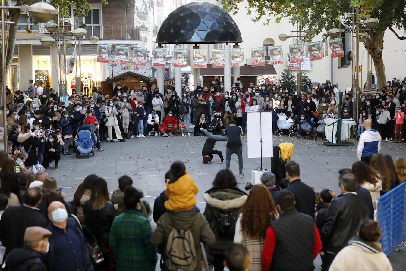 El ambiente prenavideño de Córdoba. en imágenes