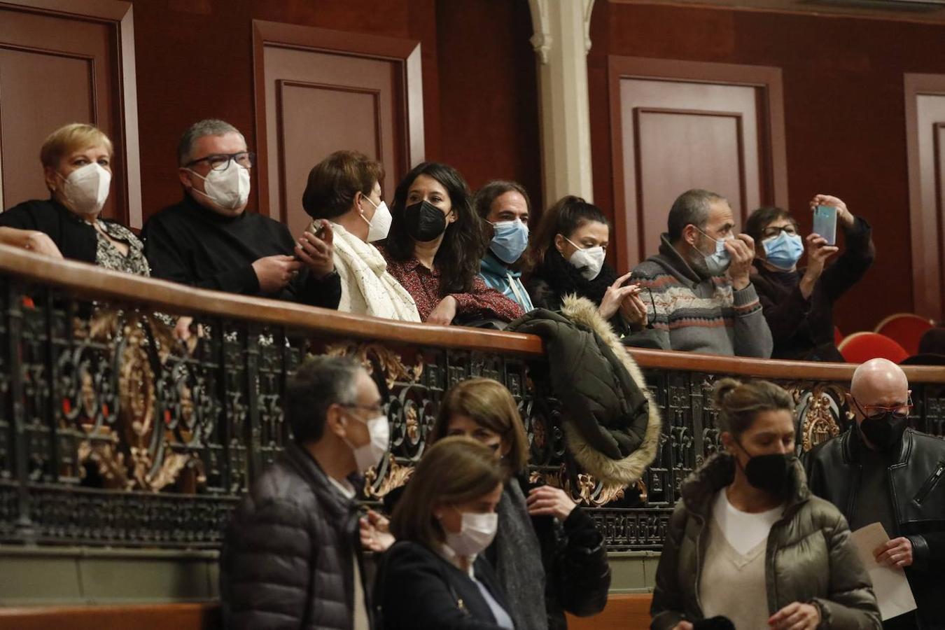 La obra &quot;Malvivir&quot; en el Gran Teatro de Córdoba, en imágenes