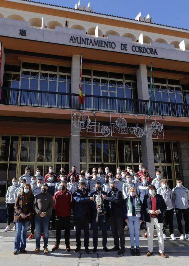 El recibimiento del alcalde al Córdoba CF por la Copa Federación, en imágenes