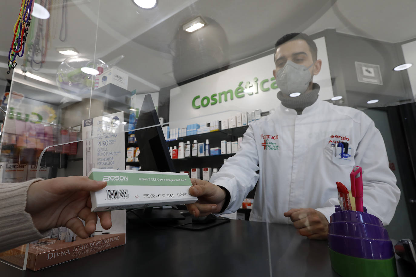 La masiva venta de tests de antígenos en Córdoba, en imágenes