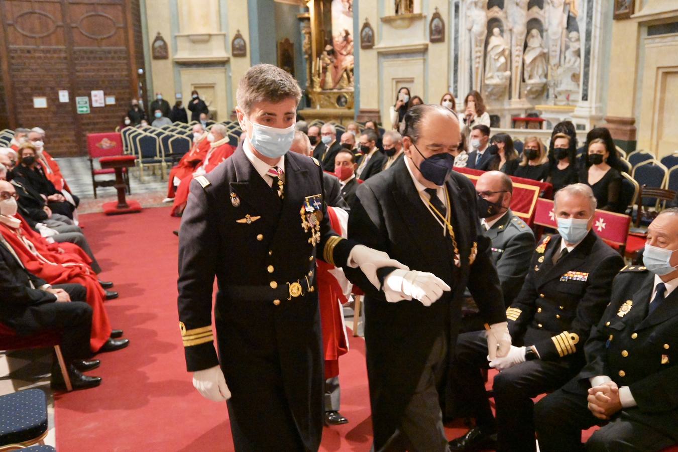 FOTOS: Así ha sido la ceremonia de ingreso de los nuevos miembros de Caballeros Hospitalarios en Cádiz