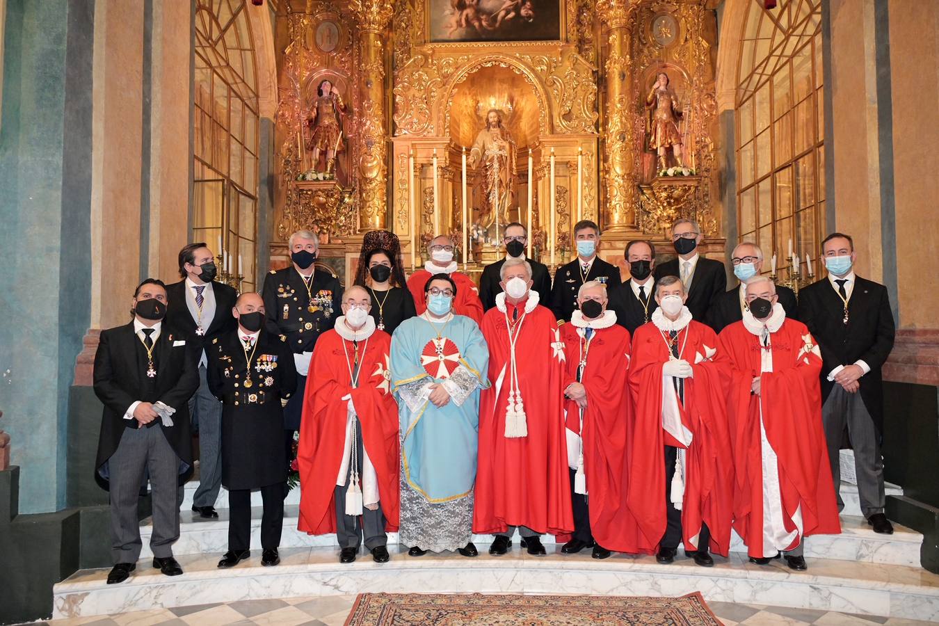 FOTOS: Así ha sido la ceremonia de ingreso de los nuevos miembros de Caballeros Hospitalarios en Cádiz