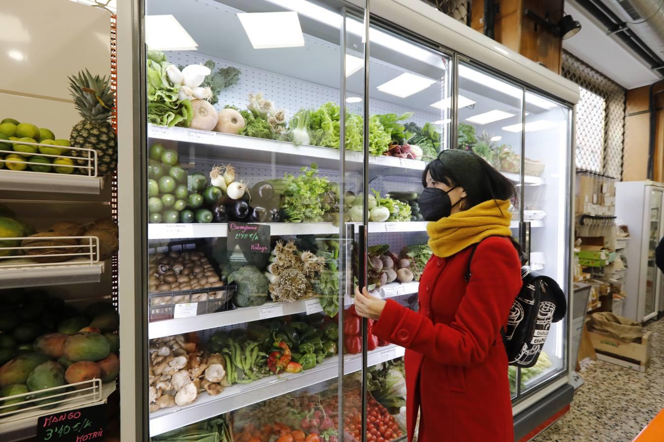 La nueva tienda ecológica de Almocrafe de Córdoba, en imágenes