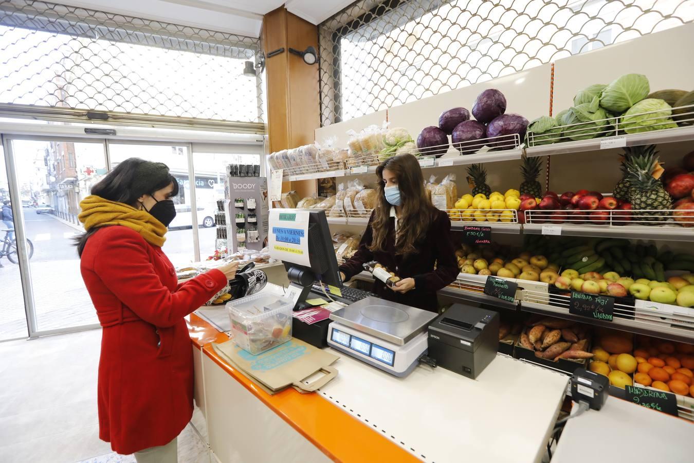 La nueva tienda ecológica de Almocrafe de Córdoba, en imágenes