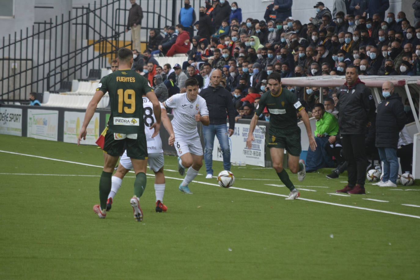 El partido del Córdoba CF contra el Ceuta, en imágenes