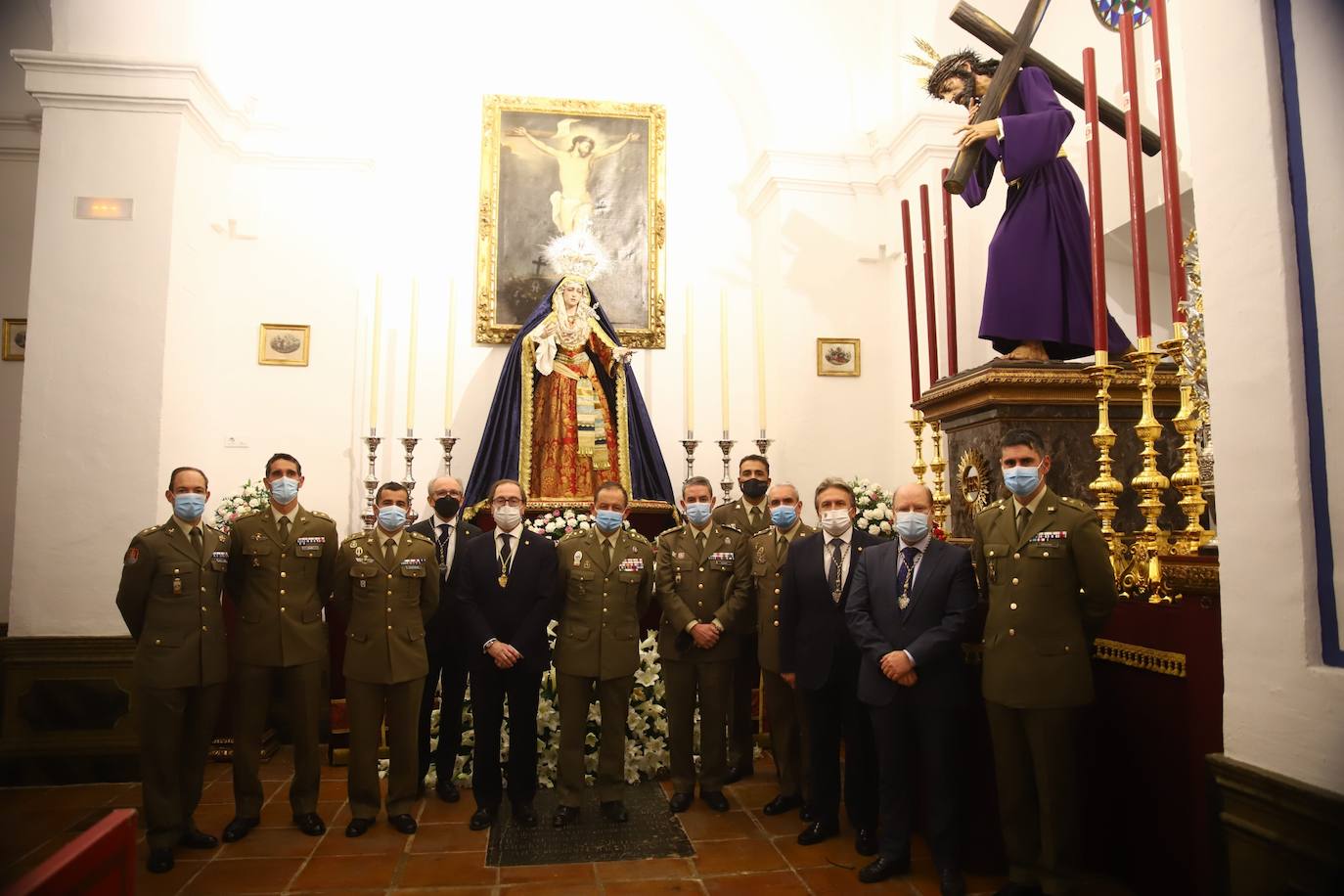 La misa de despedida de la Quinta Angustia a los militares, en imágenes