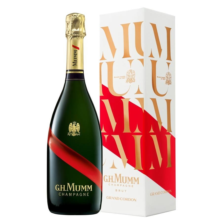 G.H. Mumm Grand Cordon. Un espumoso que desde 1827 se concibió para deleitar todos nuestros sentidos a través del paladar que se convertirá en el excelente aliado para celebrar la Navidad. De burbuja exhuberante y un color dorado vibrante, cuenta con magníficos aromas de melocotón maduro, albaricoque y piña desbordan la copa en cascada, perseguidos por toques de vainilla y caramelo, levadura, fruta seca y miel. Precio: 36,50€