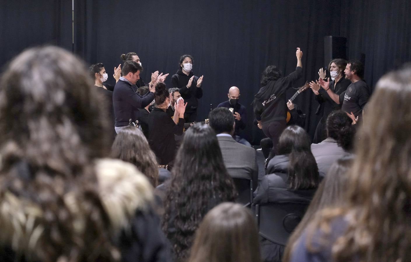 Jornada de puertas abiertas del Ballet Flamenco de Andalucía para los alumnos del conservatorio. J.M. SERRANO