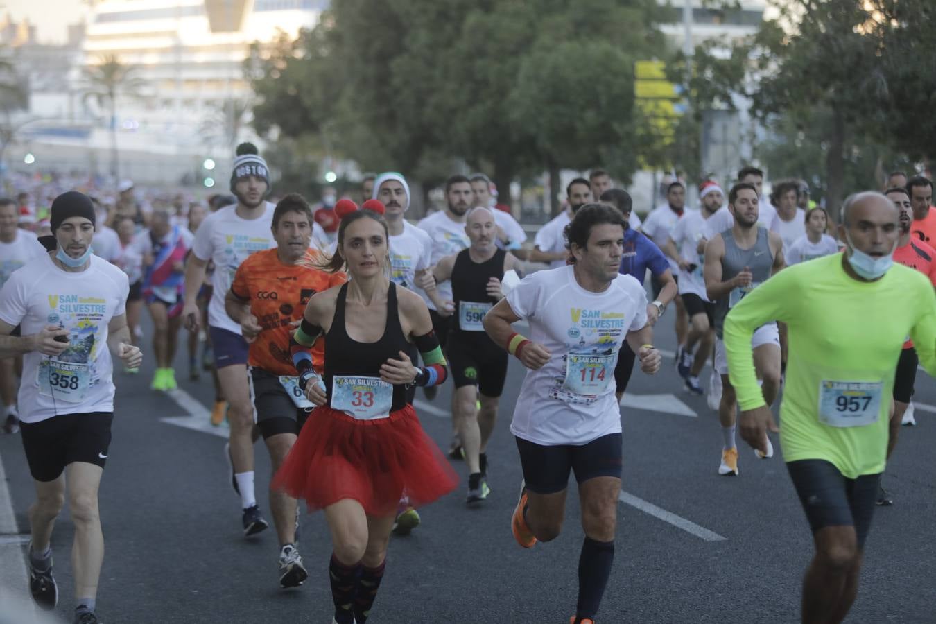 FOTOS: La Carrera San Silvestre de Cádiz, en imágenes