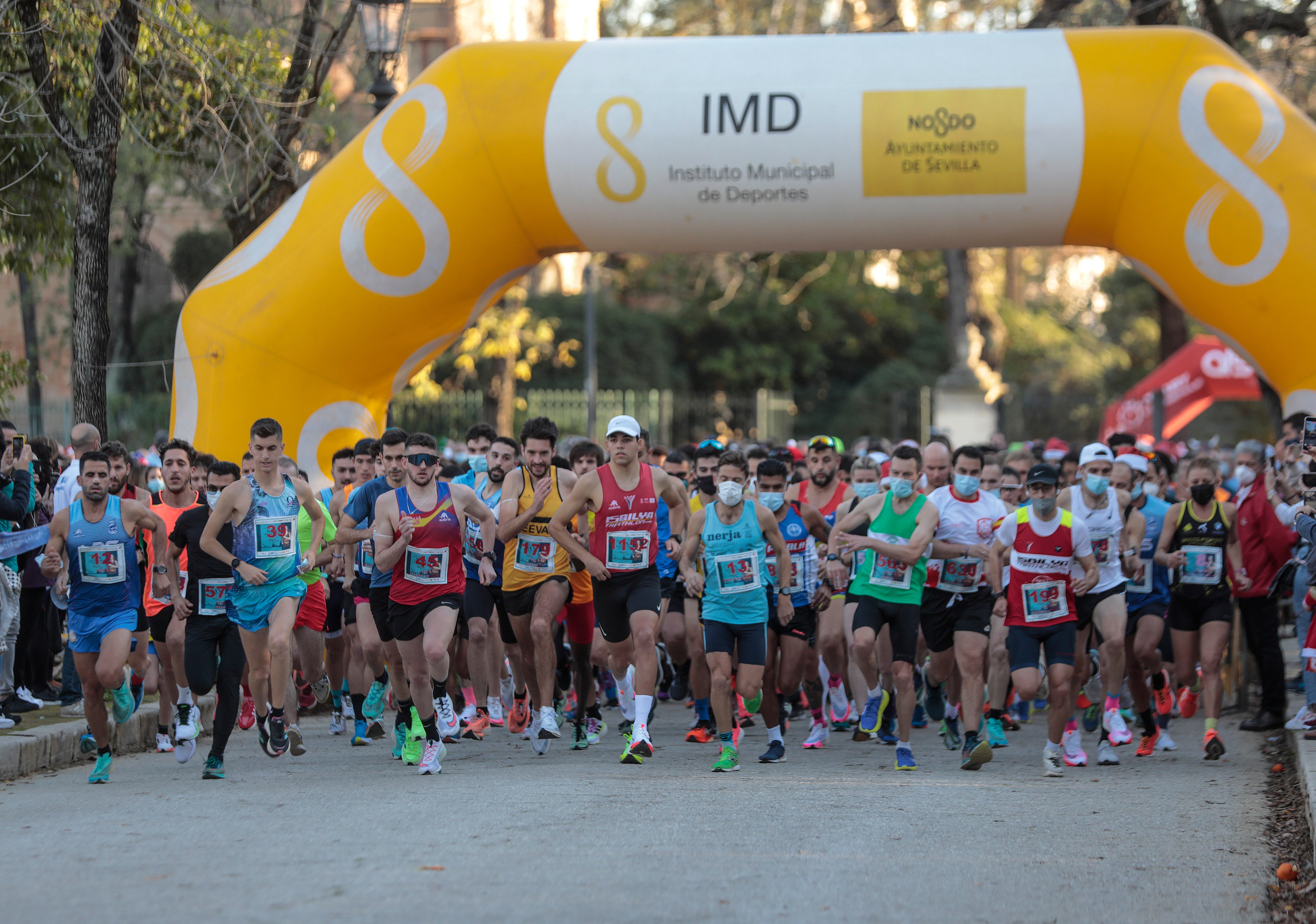 ¿Has corrido la San Silvestre de Sevilla? Búscate en nuestra galería (I)